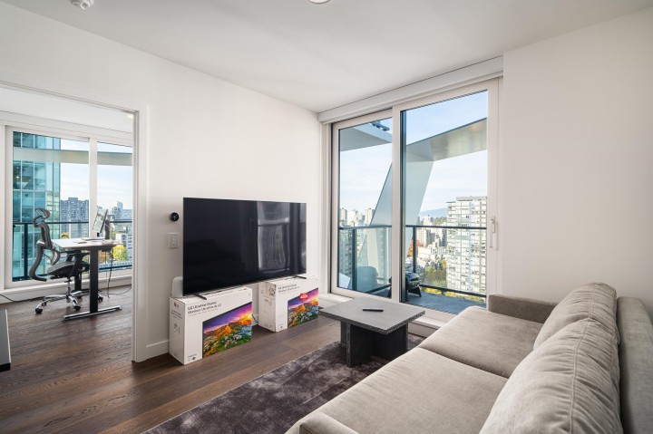 Photo 6 at 1905 - 620 Cardero Street, Coal Harbour, Vancouver West