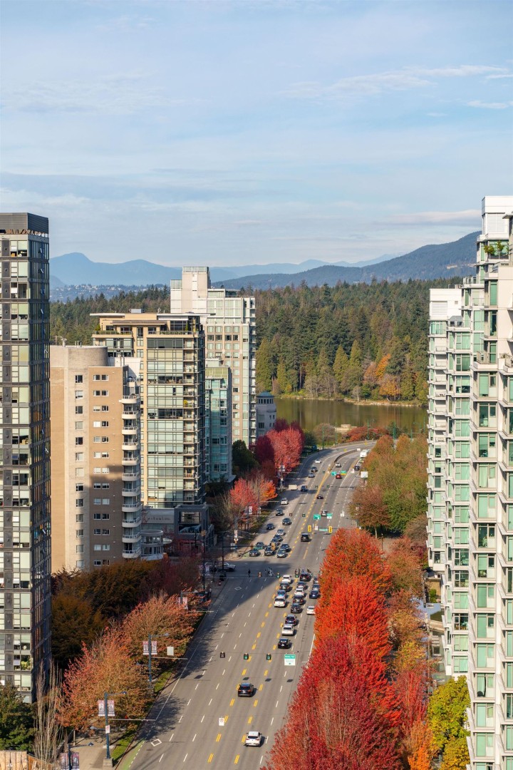 Photo 24 at 1905 - 620 Cardero Street, Coal Harbour, Vancouver West