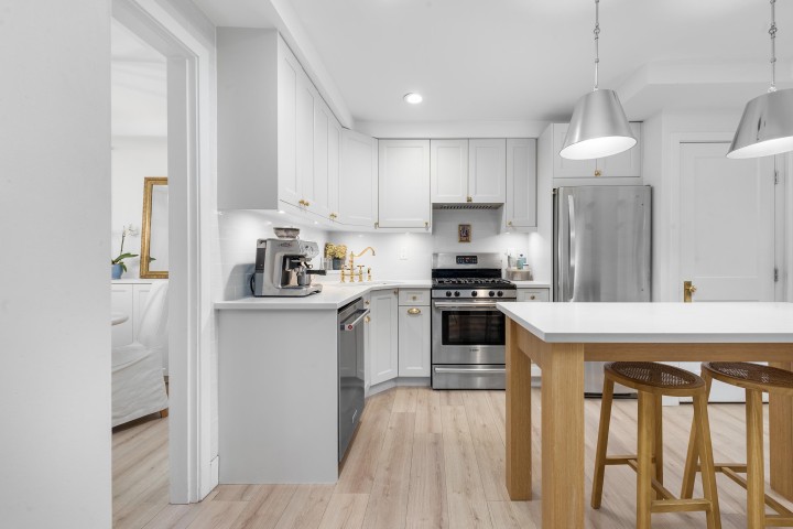 Photo 16 at 2888 Glen Drive, Mount Pleasant VE, Vancouver East