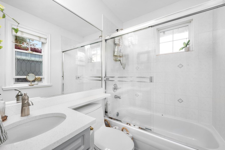 Photo 30 at 2888 Glen Drive, Mount Pleasant VE, Vancouver East