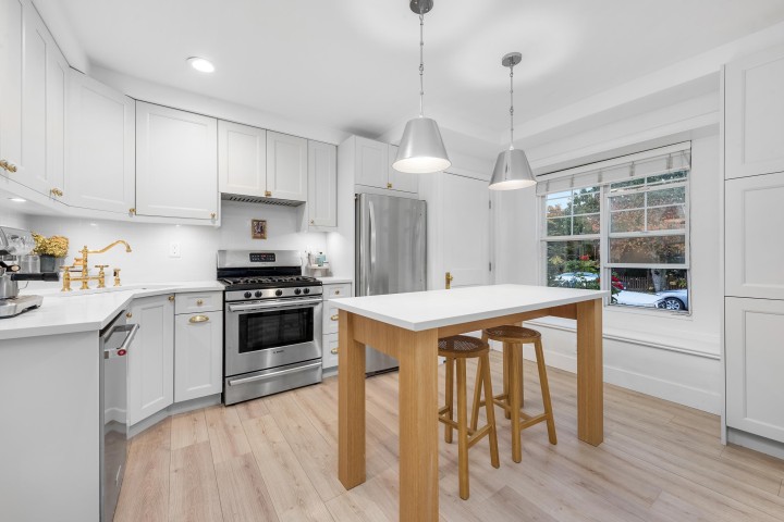 Photo 18 at 2888 Glen Drive, Mount Pleasant VE, Vancouver East