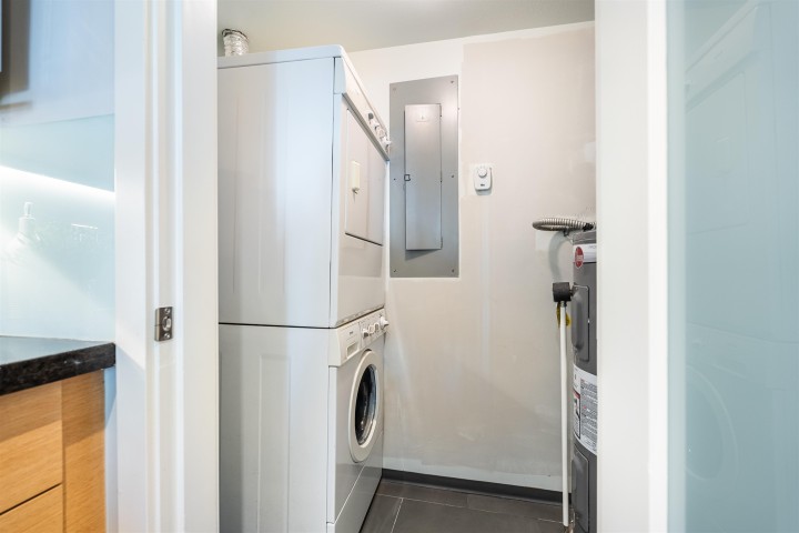 Photo 27 at 204 - 1551 Mariner Walk, False Creek, Vancouver West