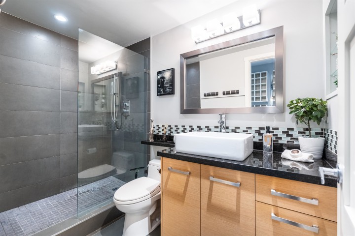 Photo 22 at 204 - 1551 Mariner Walk, False Creek, Vancouver West