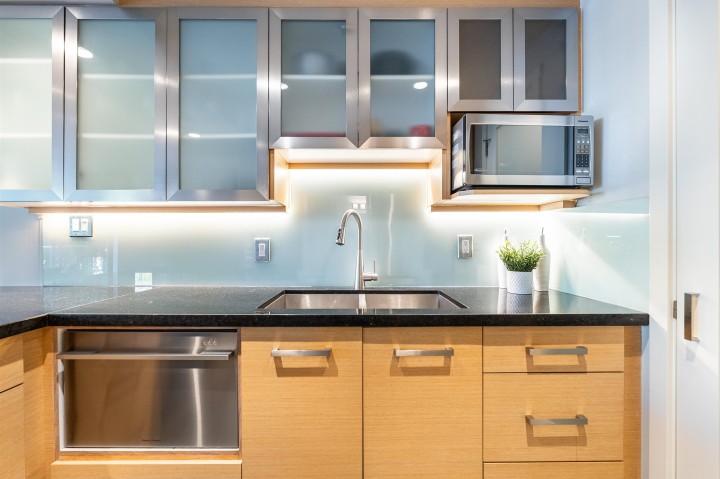 Photo 8 at 204 - 1551 Mariner Walk, False Creek, Vancouver West