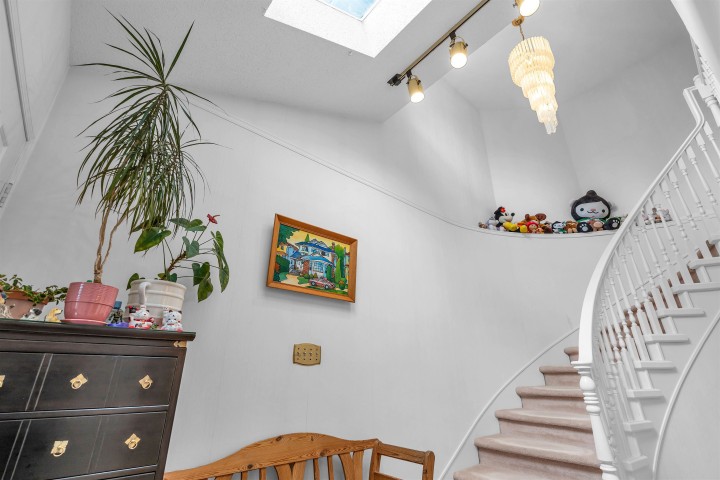 Photo 8 at 3863 W 30th Avenue, Dunbar, Vancouver West