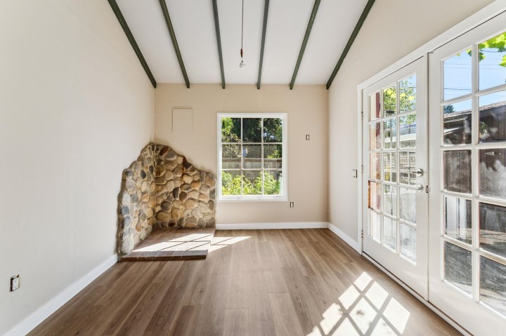 Photo 22 at 865 E 12th Street, Boulevard, North Vancouver