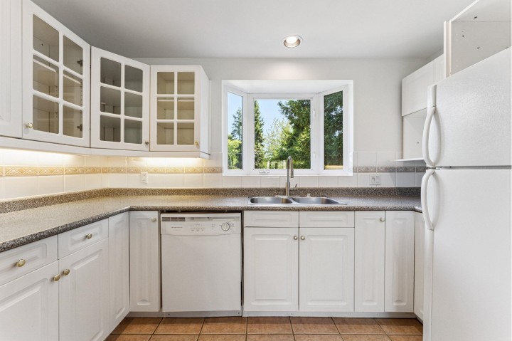 Photo 10 at 865 E 12th Street, Boulevard, North Vancouver