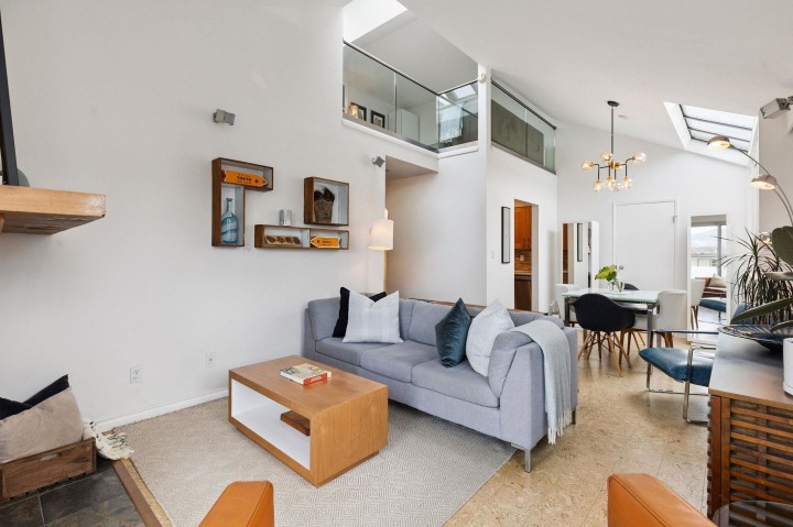 Photo 16 at 202 - 1633 Yew Street, Kitsilano, Vancouver West