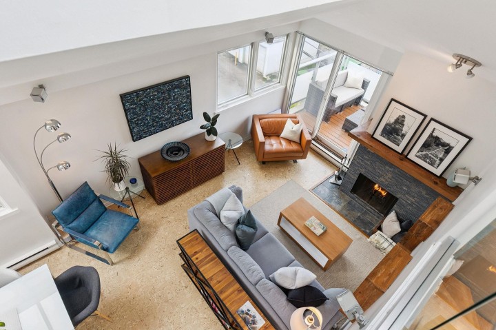 Photo 1 at 202 - 1633 Yew Street, Kitsilano, Vancouver West