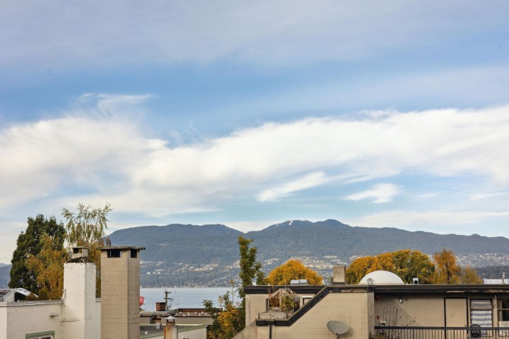 Photo 28 at 202 - 1633 Yew Street, Kitsilano, Vancouver West