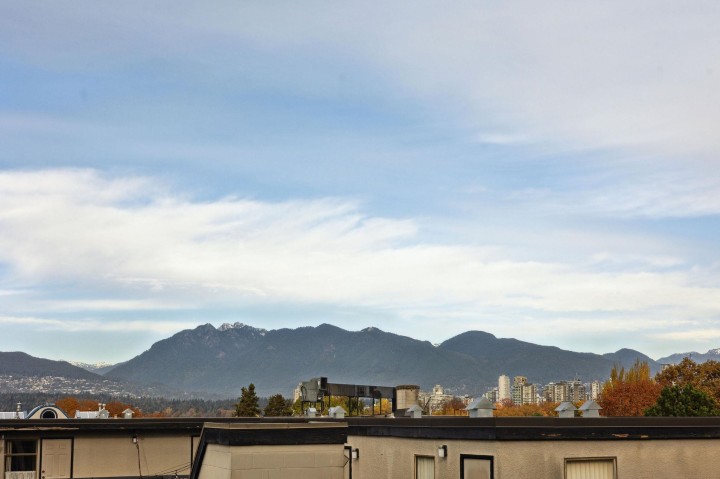 Photo 30 at 202 - 1633 Yew Street, Kitsilano, Vancouver West