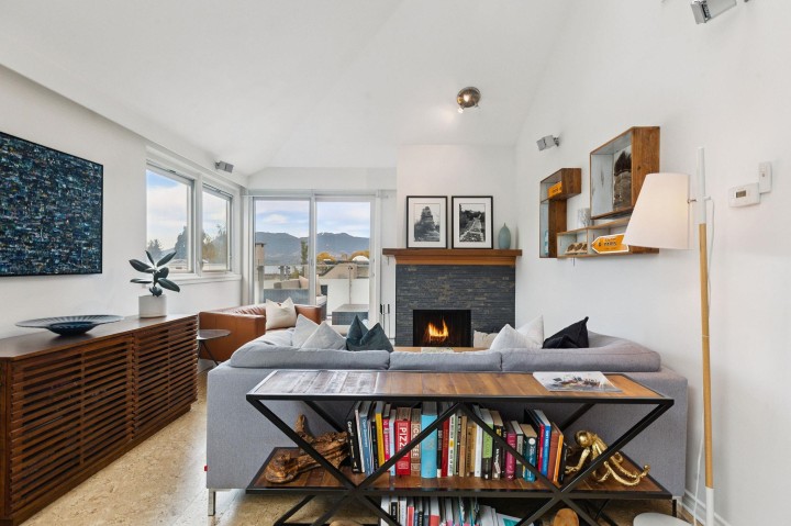 Photo 10 at 202 - 1633 Yew Street, Kitsilano, Vancouver West