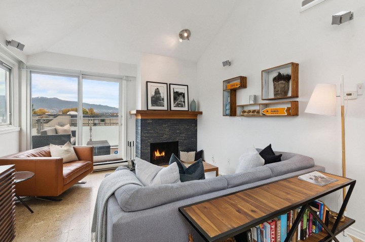 Photo 14 at 202 - 1633 Yew Street, Kitsilano, Vancouver West