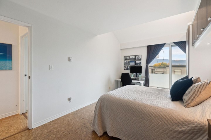 Photo 19 at 202 - 1633 Yew Street, Kitsilano, Vancouver West