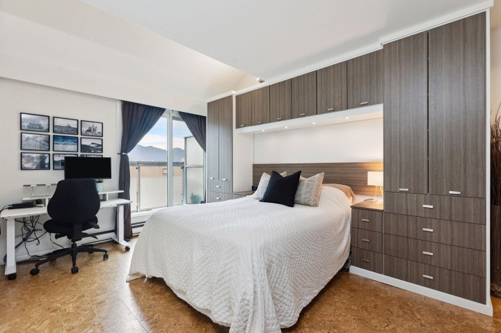 Photo 21 at 202 - 1633 Yew Street, Kitsilano, Vancouver West