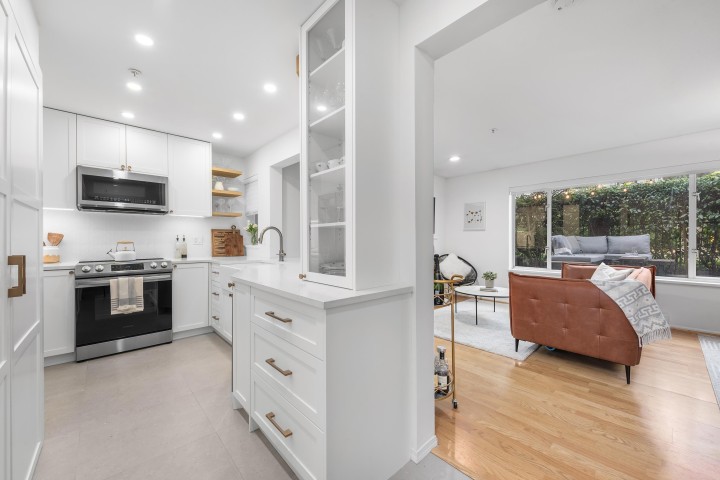 Photo 13 at 103 - 628 W 13th Avenue, Fairview VW, Vancouver West