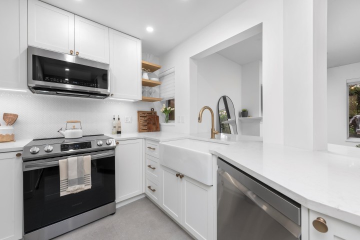 Photo 8 at 103 - 628 W 13th Avenue, Fairview VW, Vancouver West