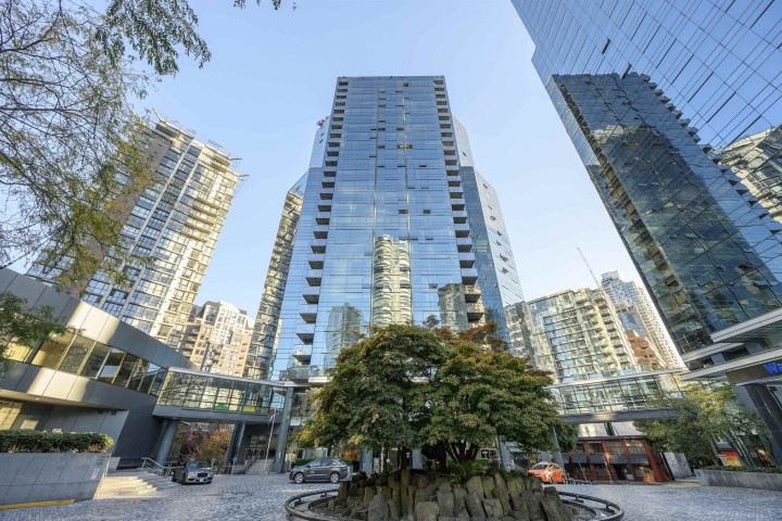 Photo 2 at 2005 - 1050 Burrard Street, Downtown VW, Vancouver West