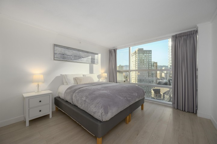 Photo 13 at 2005 - 1050 Burrard Street, Downtown VW, Vancouver West