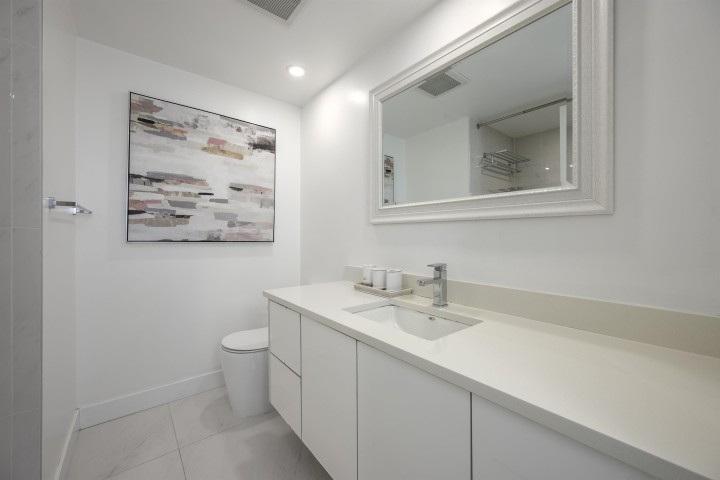 Photo 16 at 2005 - 1050 Burrard Street, Downtown VW, Vancouver West