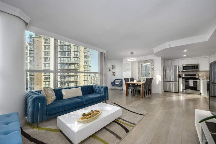 Photo 9 at 2005 - 1050 Burrard Street, Downtown VW, Vancouver West