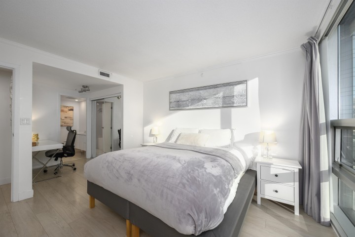 Photo 15 at 2005 - 1050 Burrard Street, Downtown VW, Vancouver West