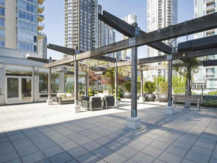 Photo 22 at 410 Beach Crescent, Yaletown, Vancouver West