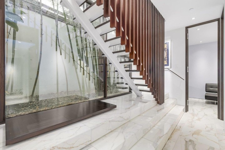 Photo 7 at 3315 W 38th Avenue, Dunbar, Vancouver West