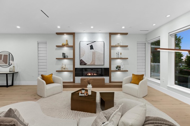 Photo 3 at 3279 Vimy Crescent, Renfrew Heights, Vancouver East