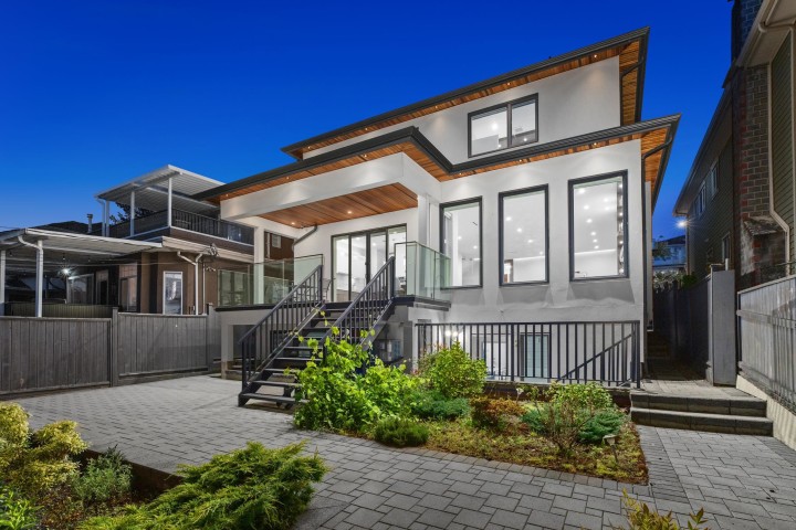 Photo 39 at 3279 Vimy Crescent, Renfrew Heights, Vancouver East
