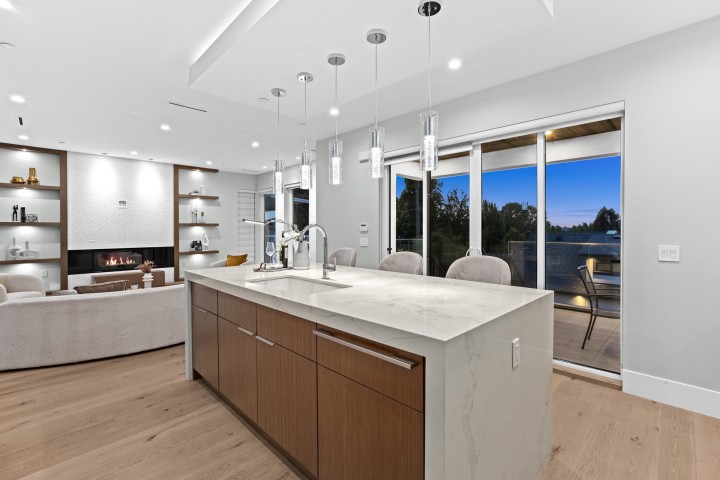 Photo 8 at 3279 Vimy Crescent, Renfrew Heights, Vancouver East