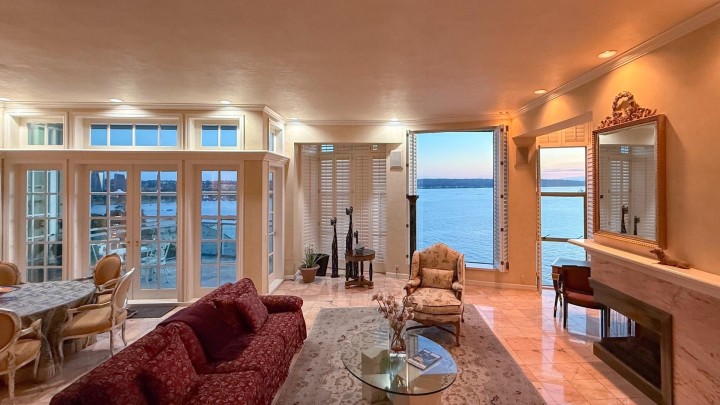 Photo 5 at 17 - 1861 Beach Avenue, West End VW, Vancouver West