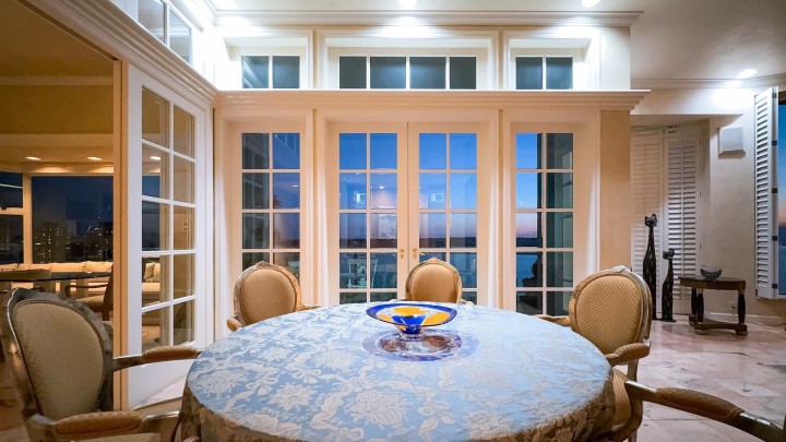 Photo 15 at 17 - 1861 Beach Avenue, West End VW, Vancouver West