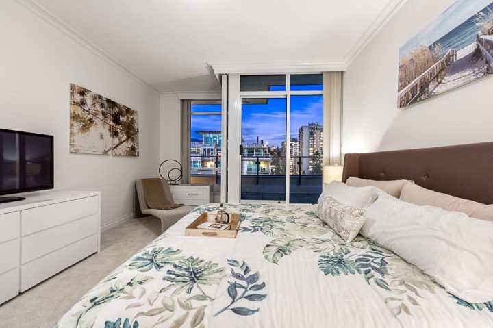 Photo 12 at PH3 - 162 Victory Ship Way, Lower Lonsdale, North Vancouver