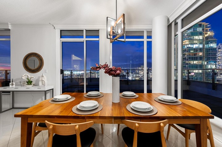 Photo 11 at PH3 - 162 Victory Ship Way, Lower Lonsdale, North Vancouver