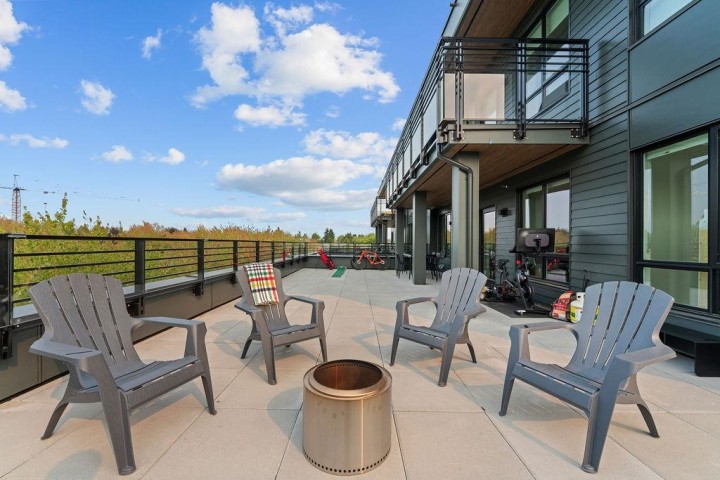 Photo 17 at 504 - 2450 Garden Drive, Grandview Woodland, Vancouver East