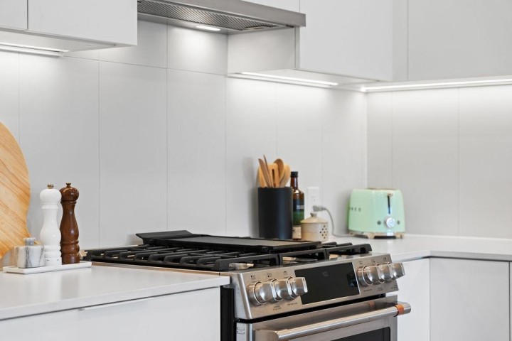 Photo 22 at 504 - 2450 Garden Drive, Grandview Woodland, Vancouver East