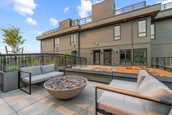 Photo 37 at 504 - 2450 Garden Drive, Grandview Woodland, Vancouver East