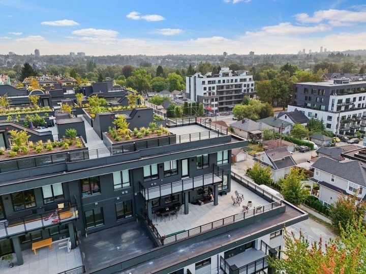 Photo 19 at 504 - 2450 Garden Drive, Grandview Woodland, Vancouver East