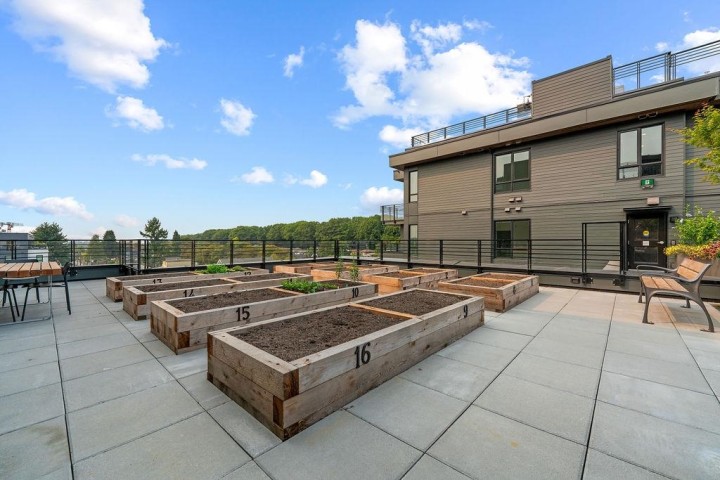 Photo 35 at 504 - 2450 Garden Drive, Grandview Woodland, Vancouver East