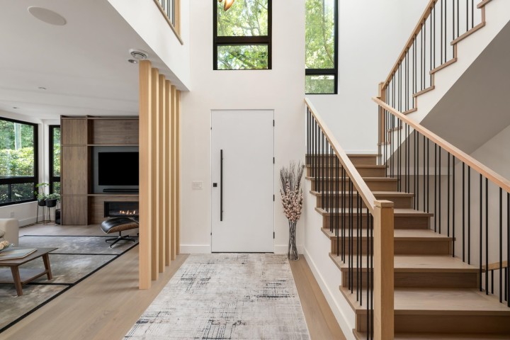 Photo 3 at 4841 The Dale, Olde Caulfeild, West Vancouver