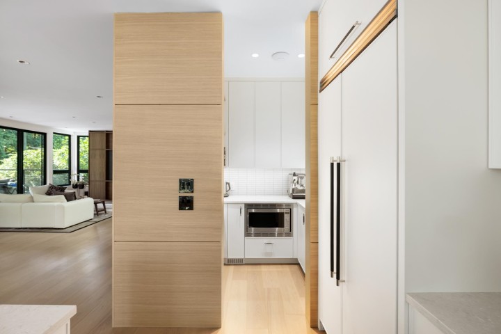 Photo 15 at 4841 The Dale, Olde Caulfeild, West Vancouver