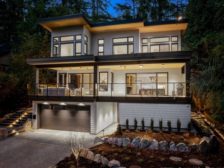 Photo 39 at 4841 The Dale, Olde Caulfeild, West Vancouver