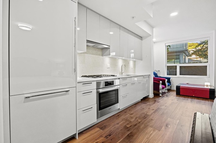 Photo 3 at 104 - 5058 Cambie Street, Cambie, Vancouver West