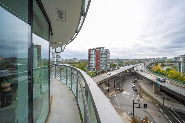 Photo 34 at 785 - 87 Nelson Street, Yaletown, Vancouver West