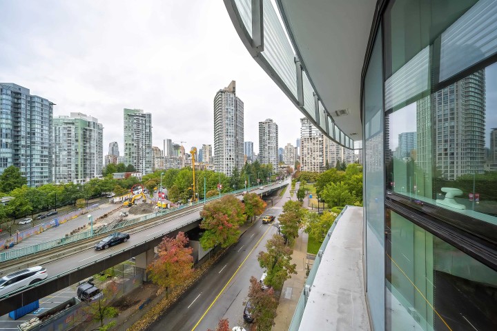 Photo 18 at 785 - 87 Nelson Street, Yaletown, Vancouver West