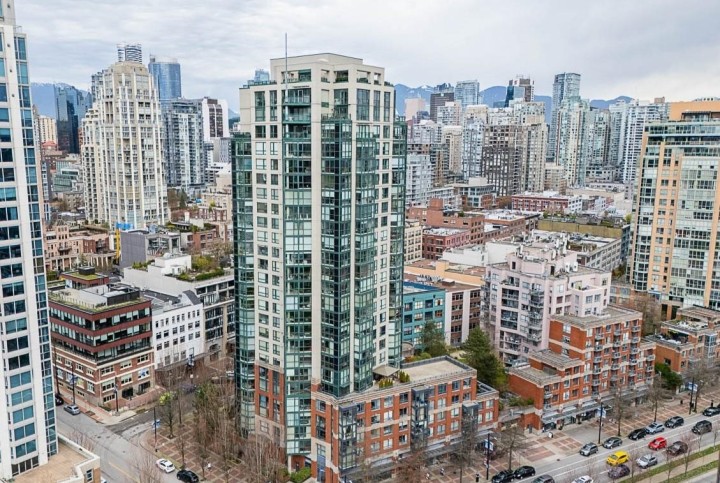 Photo 38 at 706 - 289 Drake Street, Yaletown, Vancouver West
