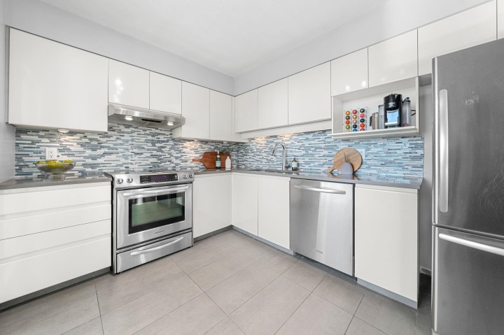 Photo 8 at 804 - 1555 Eastern Avenue, Central Lonsdale, North Vancouver