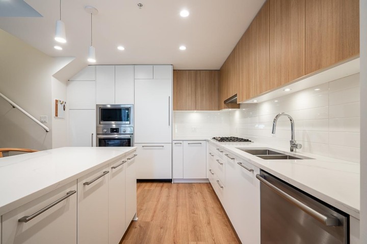 Photo 3 at 103 - 2035 Glenaire Drive, Pemberton NV, North Vancouver