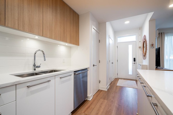 Photo 4 at 103 - 2035 Glenaire Drive, Pemberton NV, North Vancouver